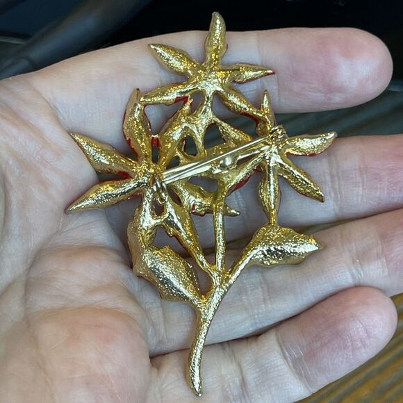 Vintage Oversized Red Enamel Christmas Holiday Poinsettia Flower Pin Brooch - Picture 3 of 4